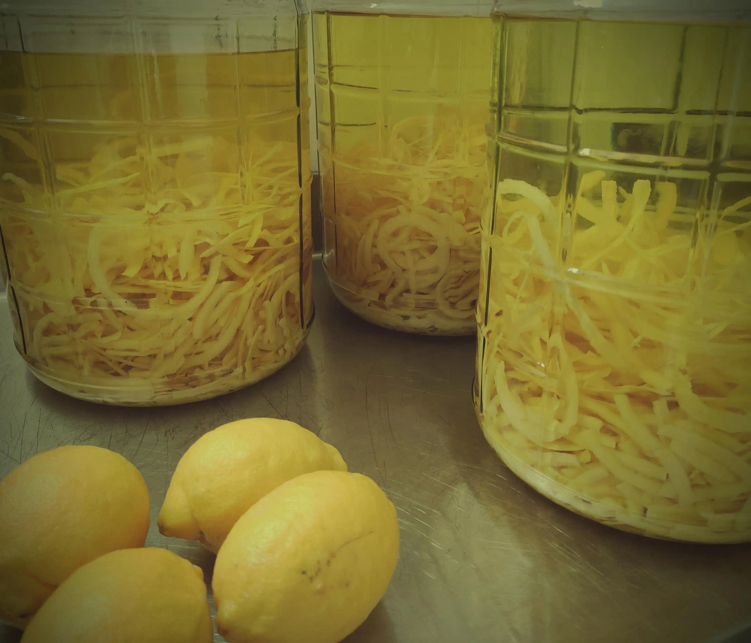 Ingrediente principal Limoncello Olivier piel de limón ecológico pelado a mano artesanal