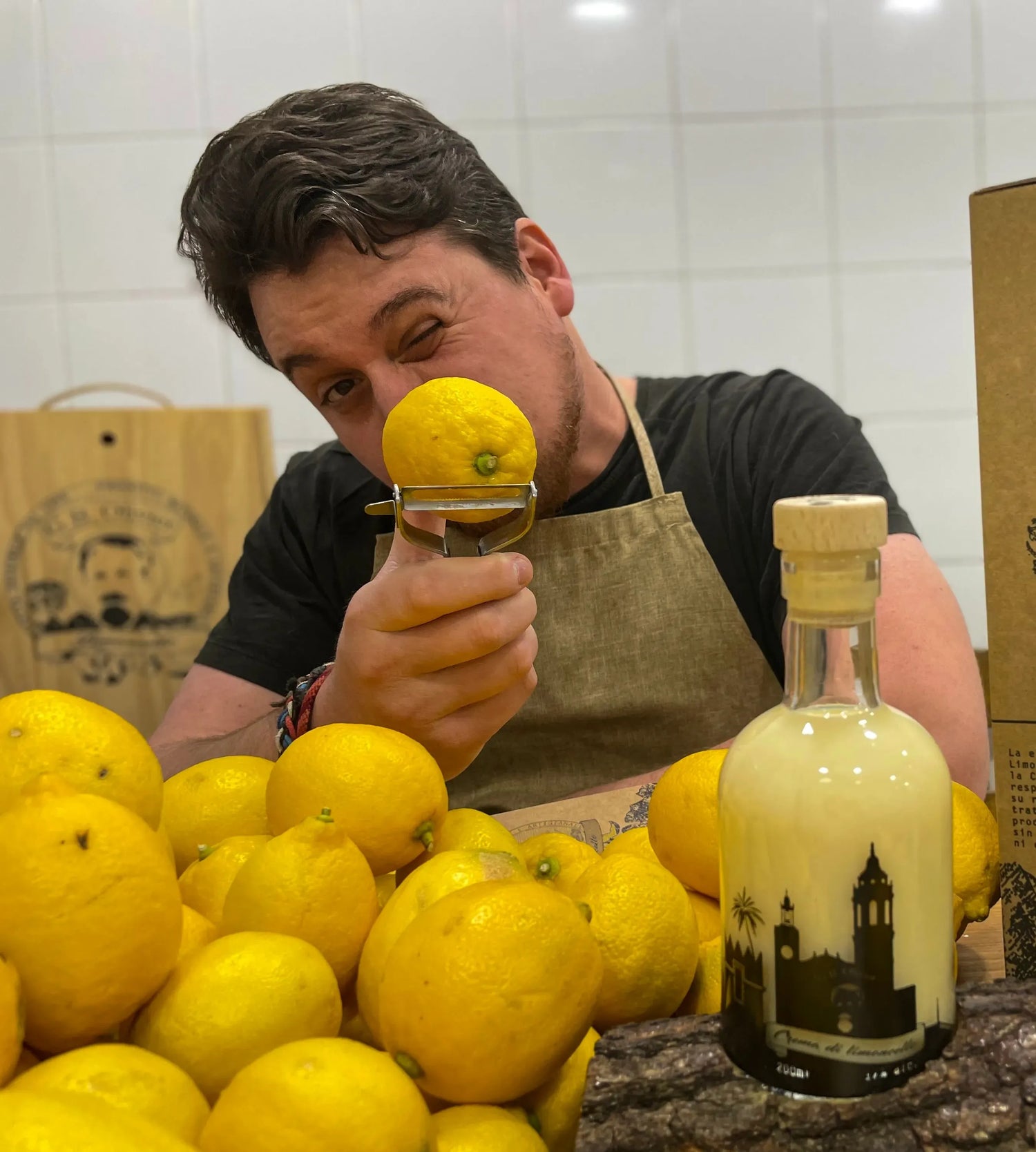 Marc_Olivier_elaborador_Limoncello_Olivier_reportaje_ECO_de_Sitges_Diari